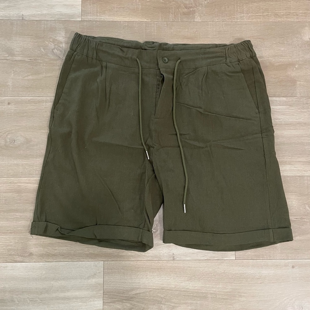 ESNTLS, Men’s Aloe Summer Shorts, Large, Olive Green
